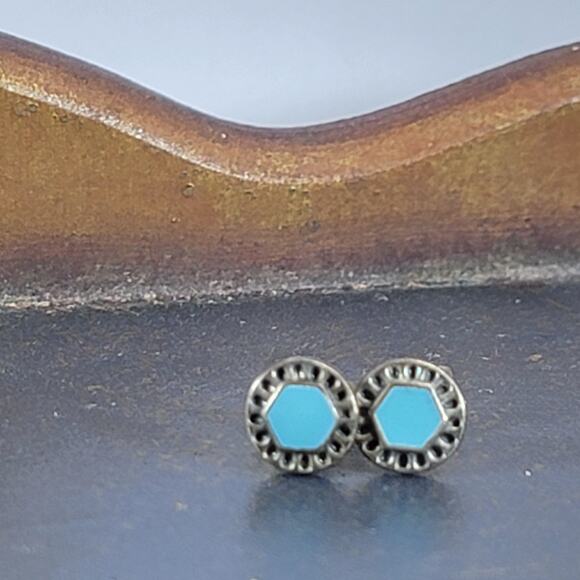 Turquoise Hexagon Stud Earrings with Vintage Filigree Setting, Elegant Design - Picture 1 of 10